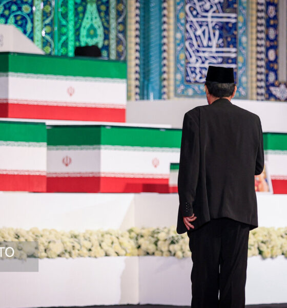 Delegasi Indonesia dan Afghanistan saat pembacaan Surah Al-Isra ayat 80 di Teheran.